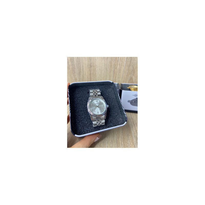 RELOJ SAINT